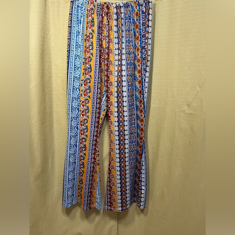 Romwe Flare yoga Pants Large